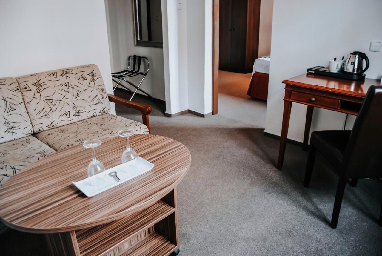 B&B Hotel Praha Nový Jičín Bagian luar foto