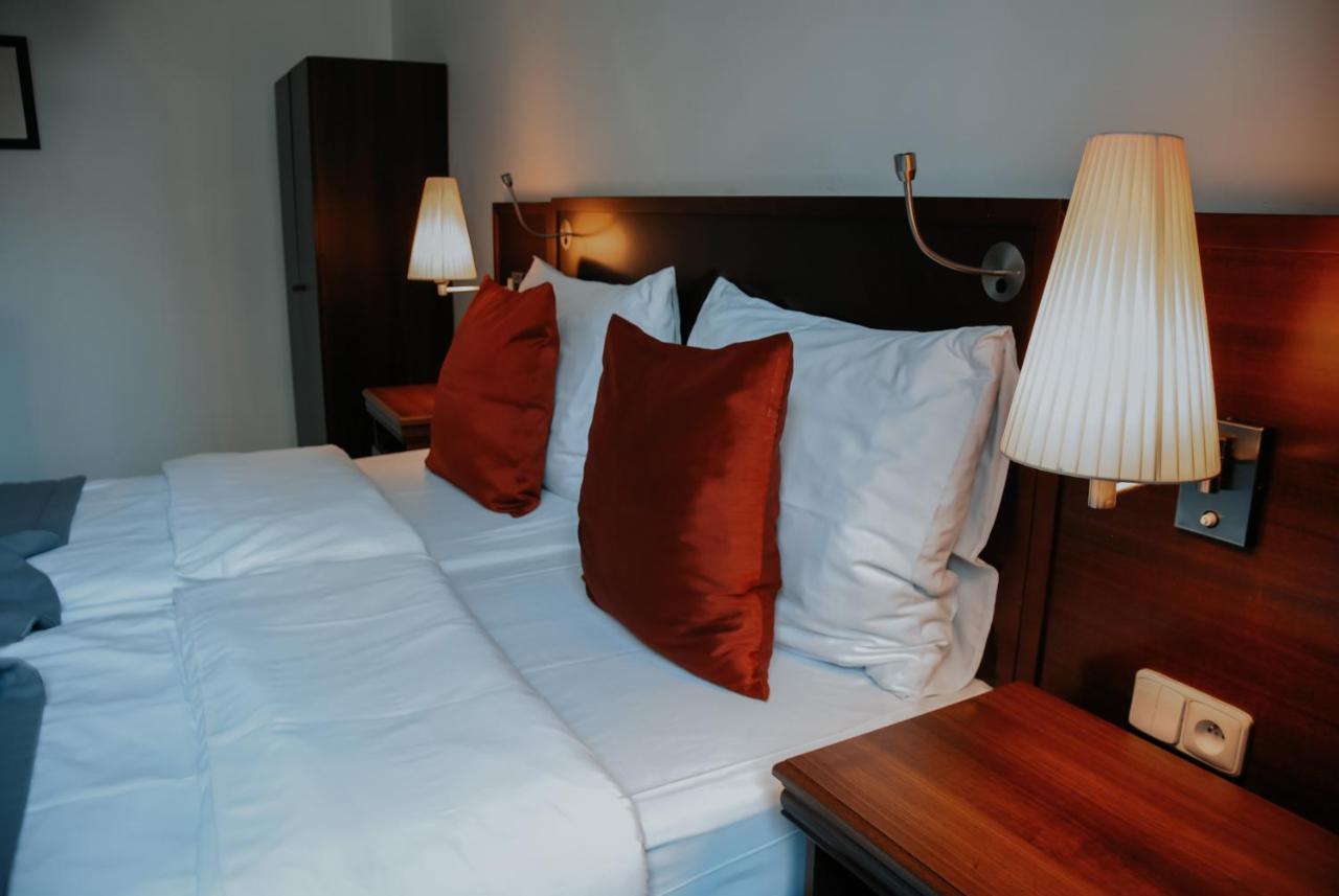 B&B Hotel Praha Nový Jičín Bagian luar foto