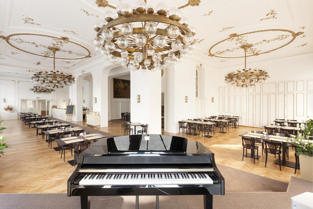B&B Hotel Praha Nový Jičín Bagian luar foto