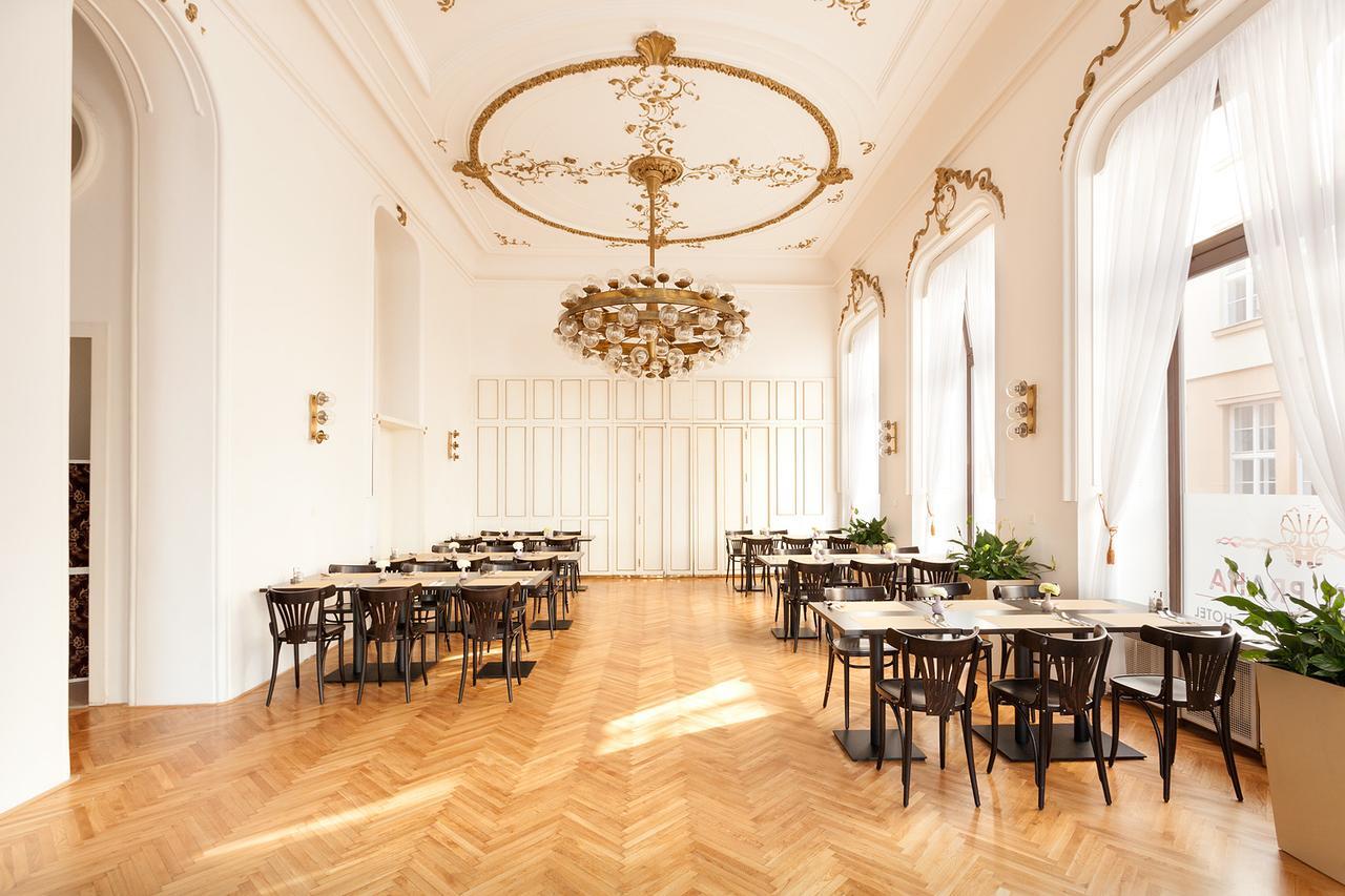 B&B Hotel Praha Nový Jičín Bagian luar foto