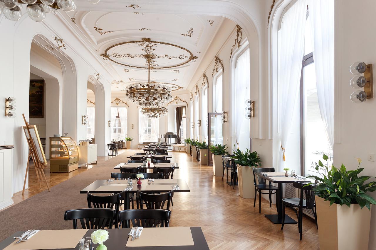 B&B Hotel Praha Nový Jičín Bagian luar foto