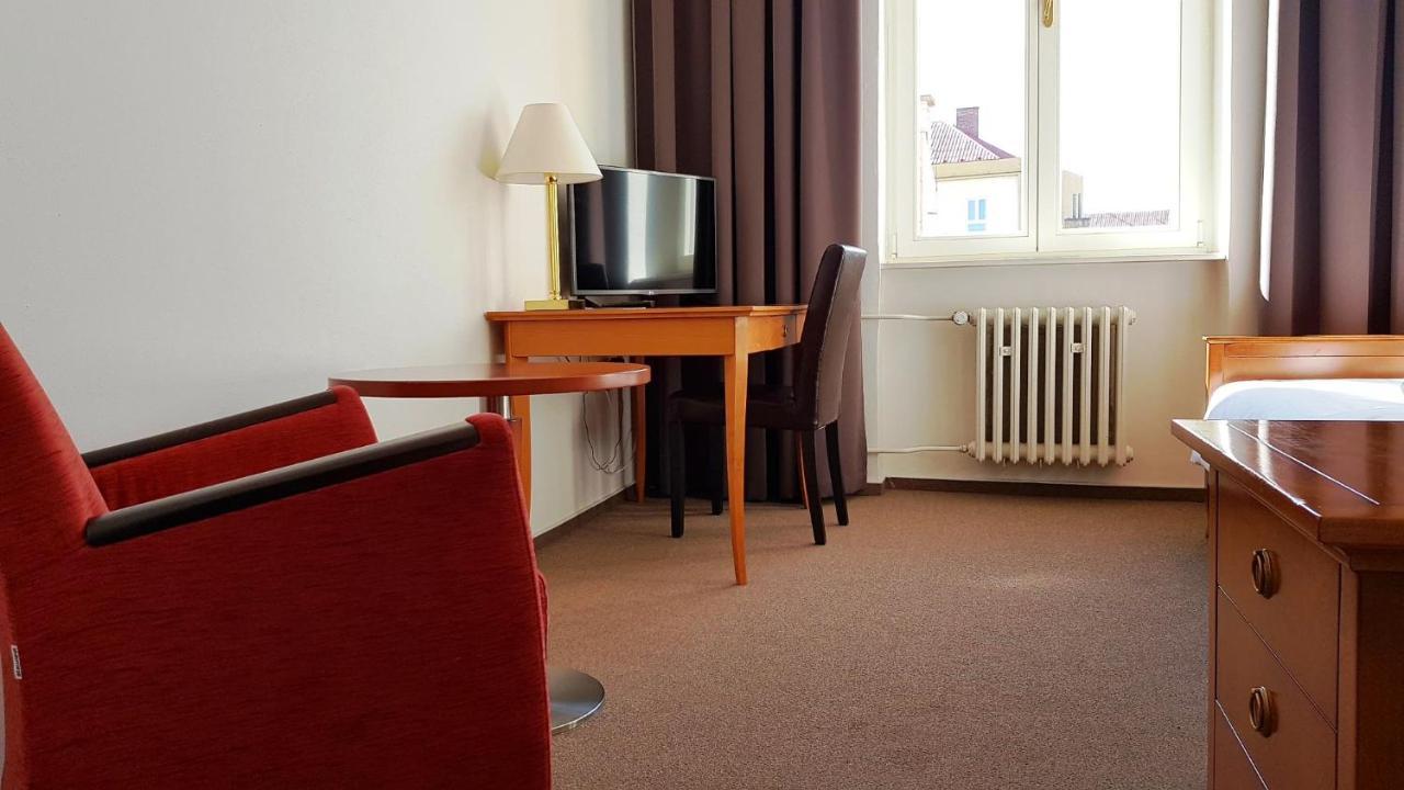 B&B Hotel Praha Nový Jičín Bagian luar foto